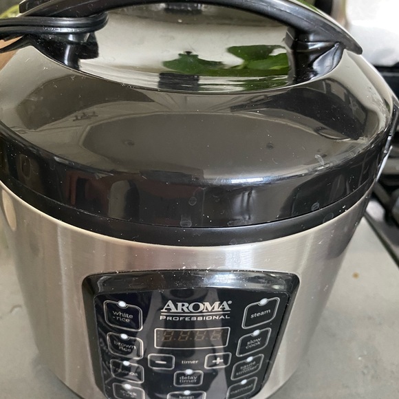 AROMA Professional Rice Cook - Multicooker - Picture 2 of 3